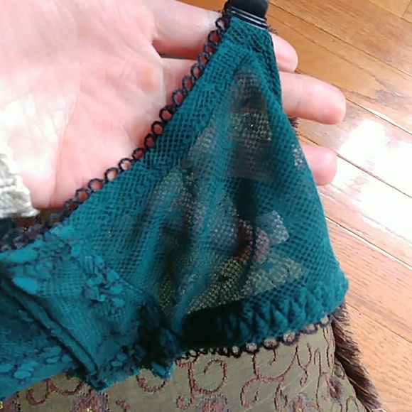 Vs bra - Picture 2 of 4